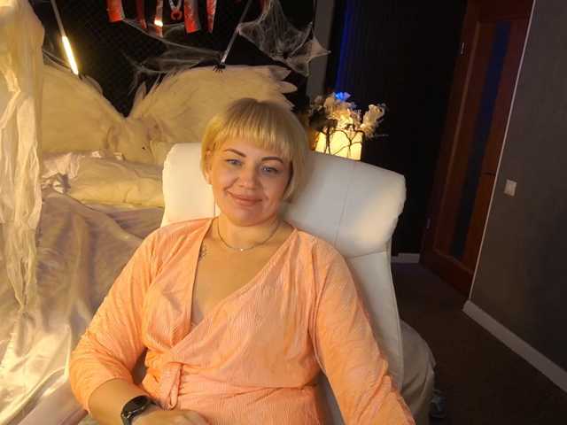Amiranight live cam
