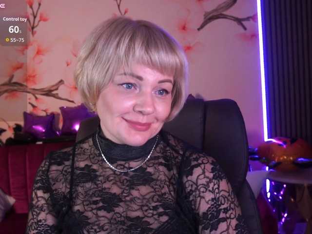 AmiraNight live cam on BongaCams