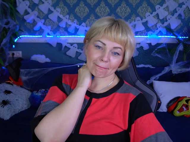 AmiraNight live cam preview