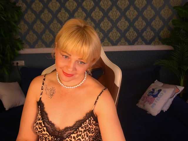 AmiraNight live cam on BongaCams