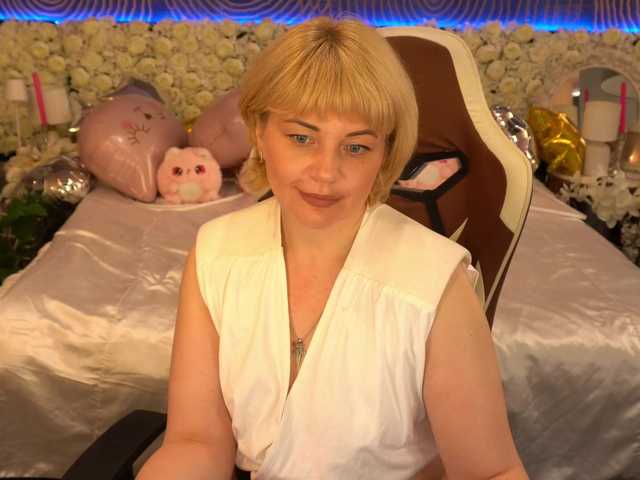 AmiraNight live cam on BongaCams