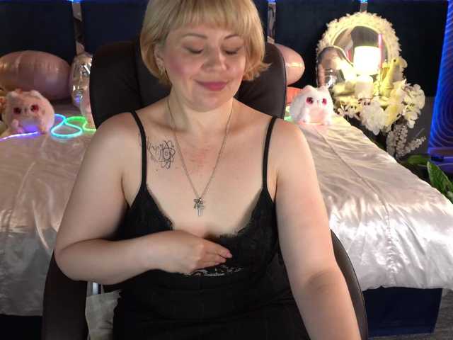 AmiraNight live cam on BongaCams