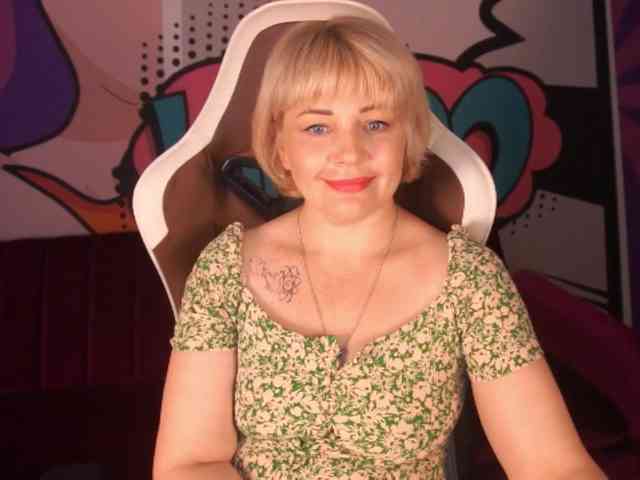 AmiraNight Sex Cam Show