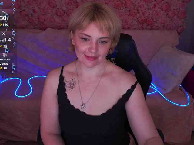 AmiraNight webcam