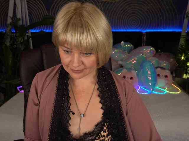 AmiraNight - Girl 