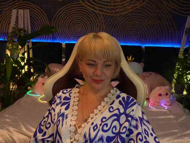 AmiraNight - Girl 