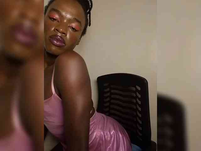 Goddess4 Live Webcam on BongaCams