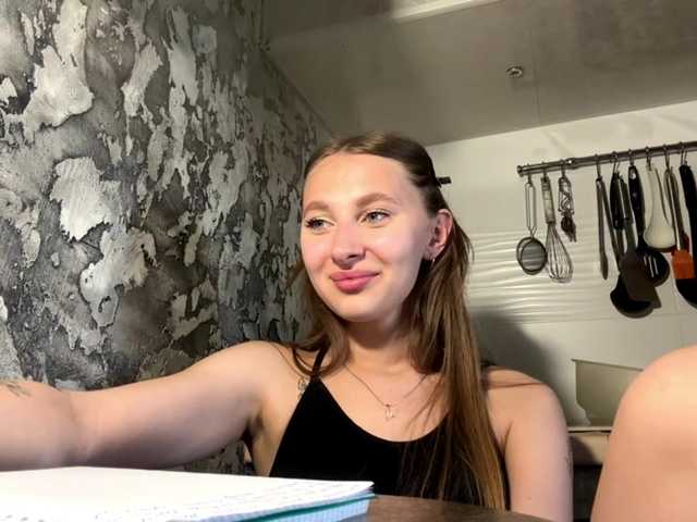  enchanty-shawty chat room