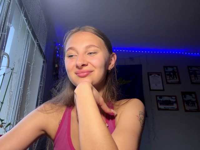 enchanty-shawty live cam on BongaCams