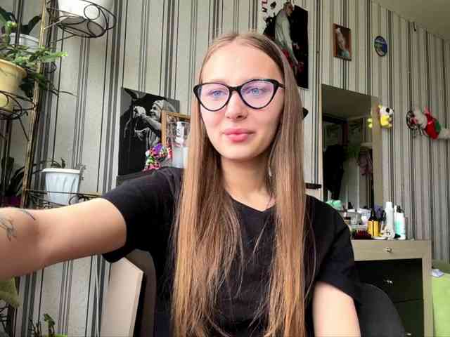 Model: enchanty-shawty