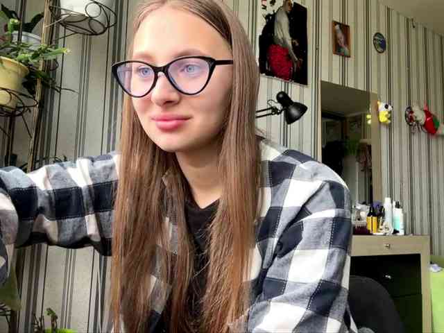 Model: enchanty-shawty