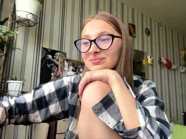 Model: enchanty-shawty