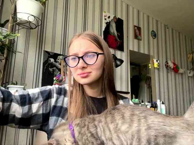 Model: enchanty-shawty