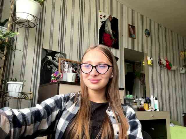 Model: enchanty-shawty