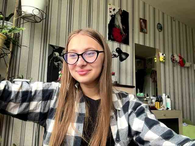 Model: enchanty-shawty