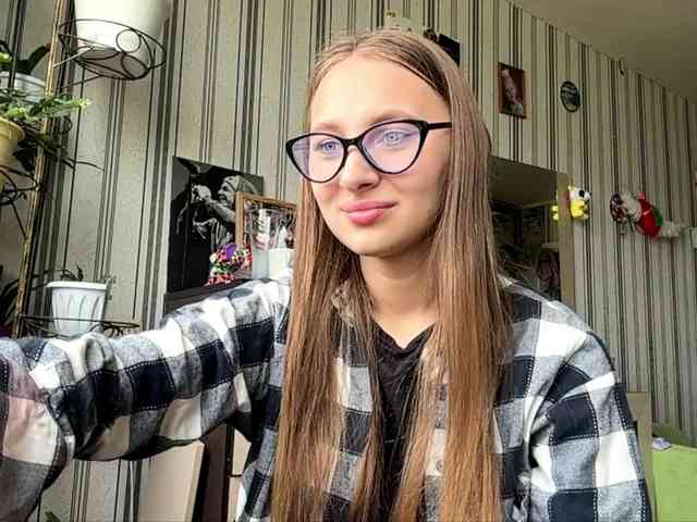 Model: enchanty-shawty