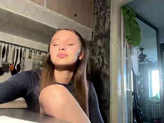 Model: enchanty-shawty
