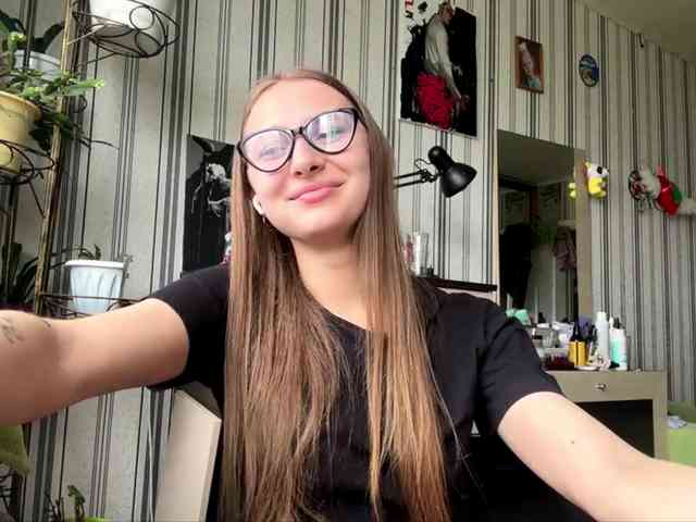 Model: enchanty-shawty