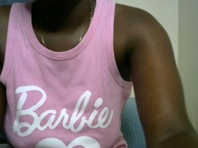 Valentine01 live cam on BongaCams