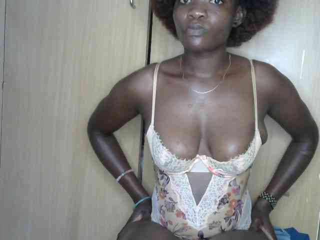 cam chatting Valentine01