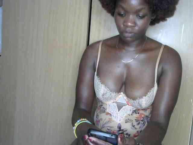 Model: Valentine01