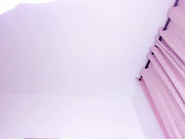 Cherryblossom233 live cam on BongaCams