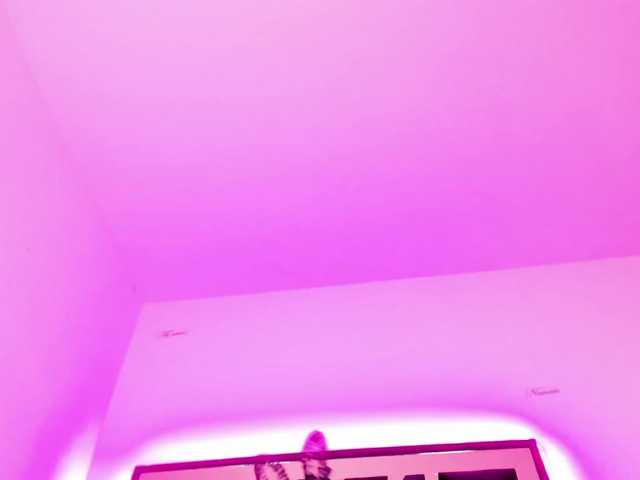 Cherryblossom233 live cam preview