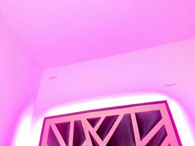 Cherryblossom233 live cam preview
