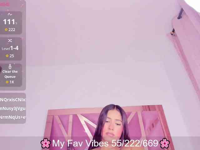 Cherryblossom233 webcam