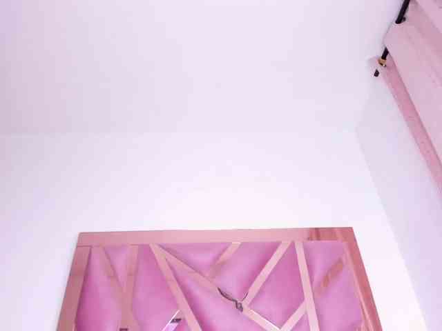 Cherryblossom233 webcam