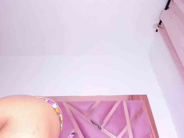 Cherryblossom233 webcam
