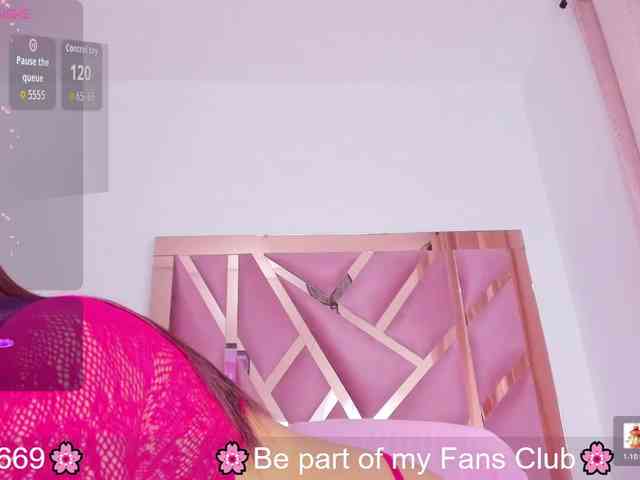 Cherryblossom233 webcam