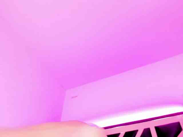Cherryblossom233 webcam