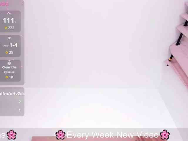 Cherryblossom233 webcam