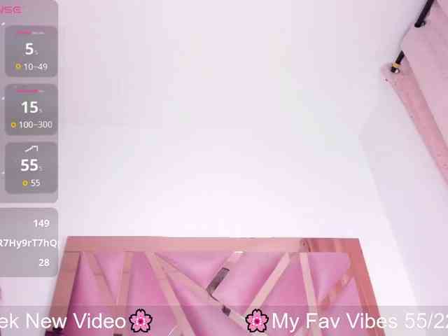 Cherryblossom233 webcam