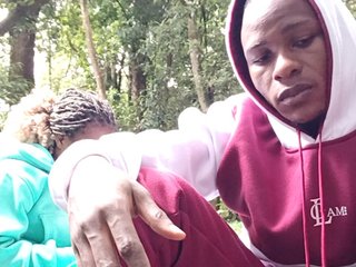 Cutypussy-beastycocky's Live Webcam