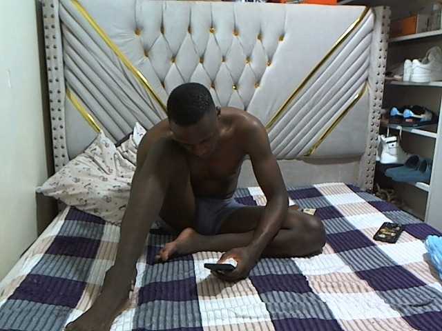 Cutypussy-beastycocky's BongaCams show and profile