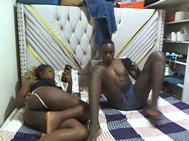 Cutypussy-beastycocky webcam