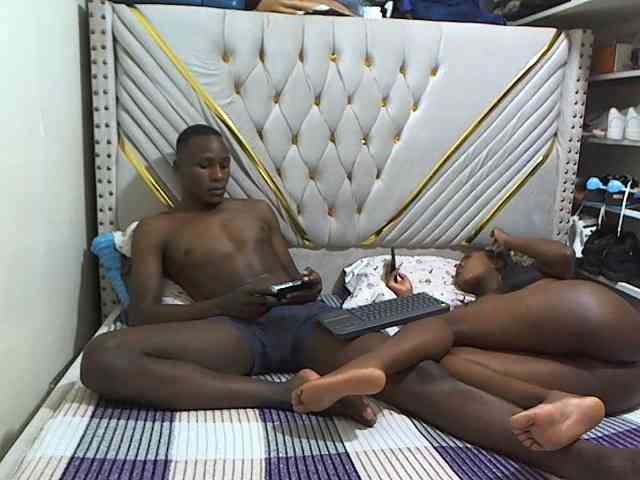 Cutypussy-beastycocky webcam