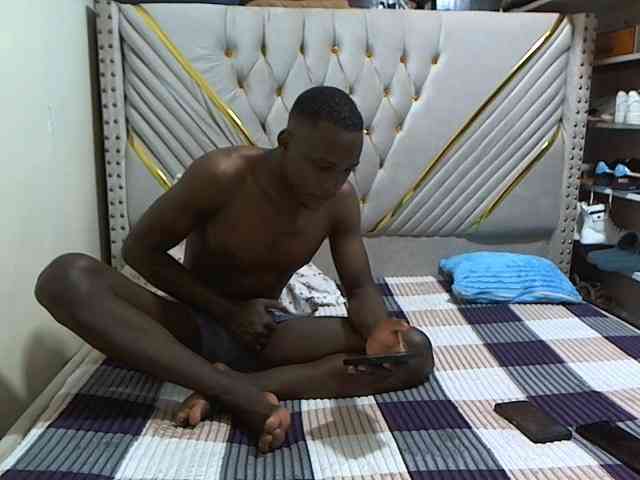 Cutypussy-beastycocky webcam