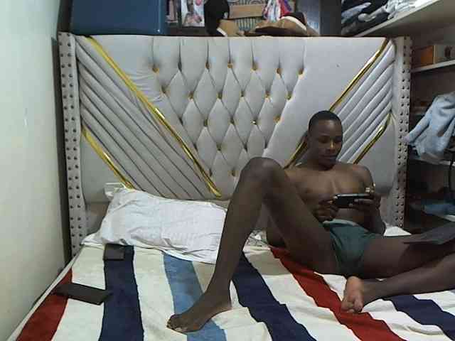 Cutypussy-beastycocky webcam