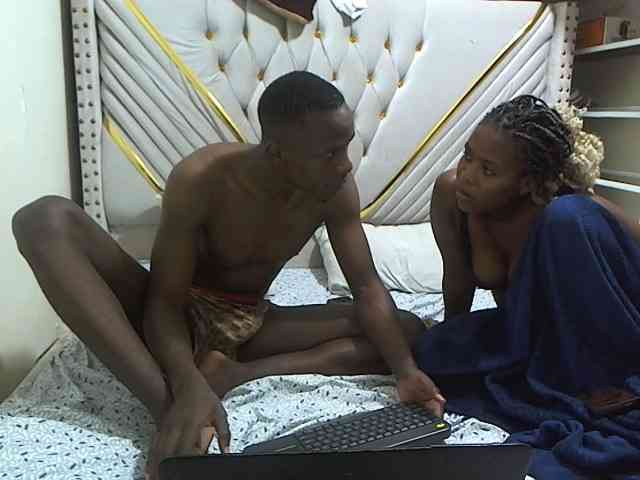 Cutypussy-beastycocky webcam