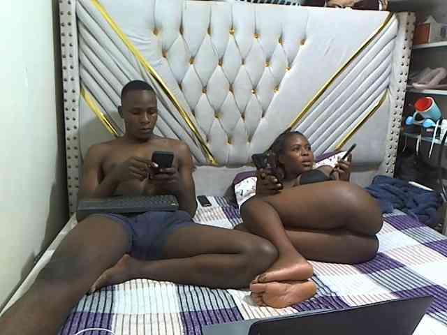 Cutypussy-beastycocky webcam