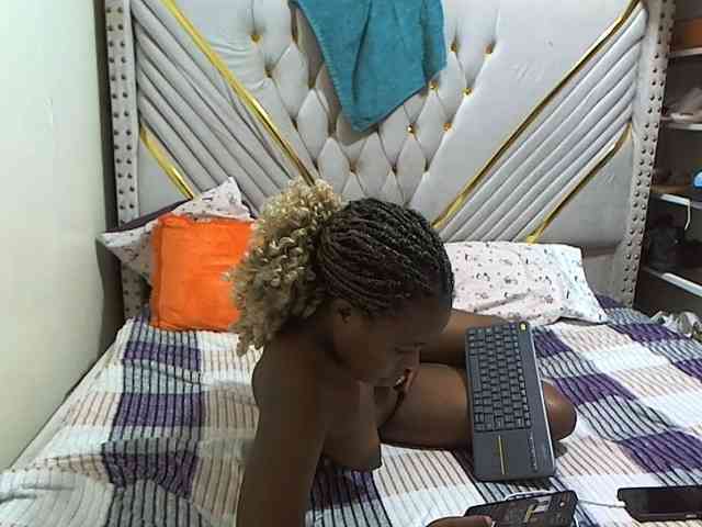 Cutypussy-beastycocky webcam