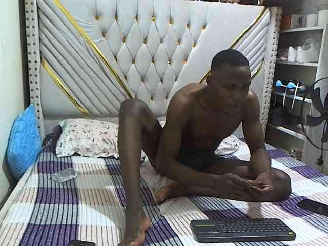 Cutypussy-beastycocky webcam