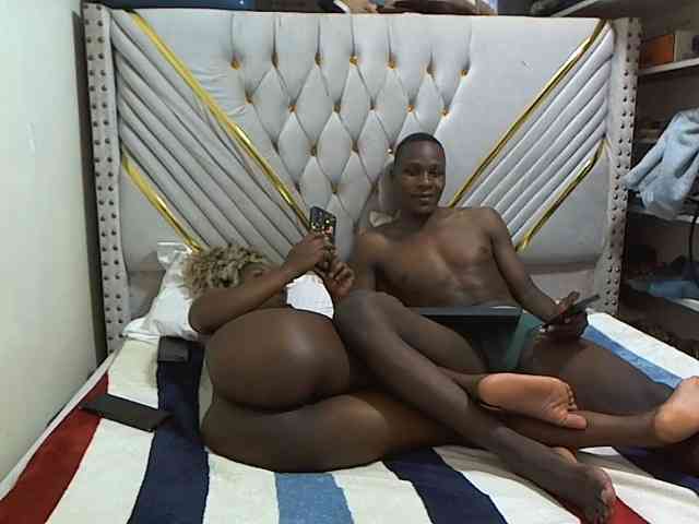 Cutypussy-beastycocky webcam