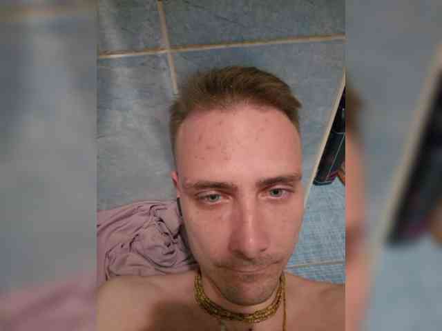 Gregorywhite15cm