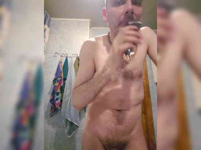 Gregorywhite15cm