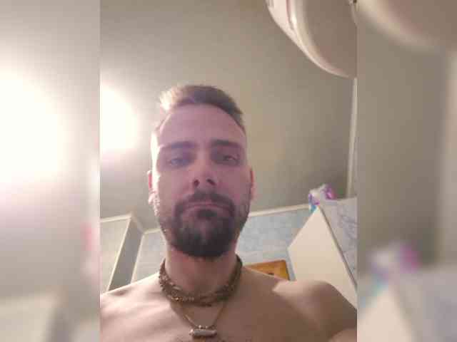 Gregorywhite15cm