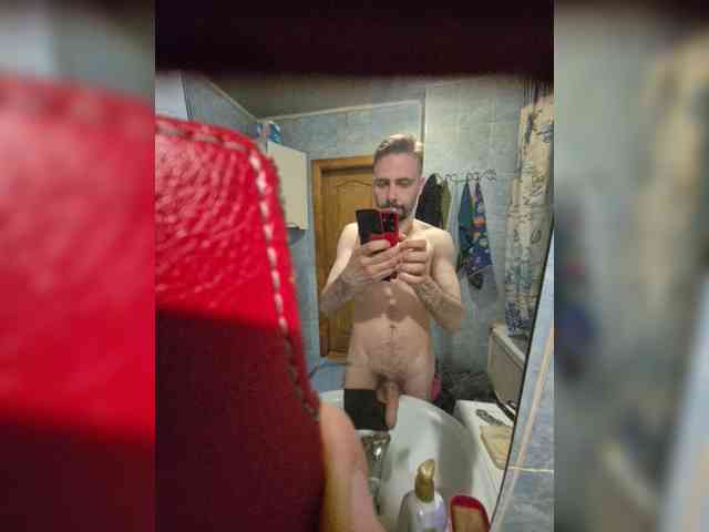 Gregorywhite15cm
